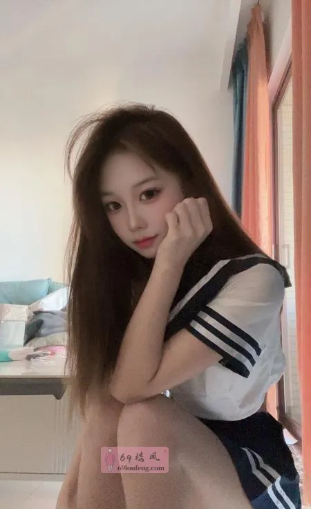 制服一线天蓓蓓 - 广东-广州 楼凤实拍第1张