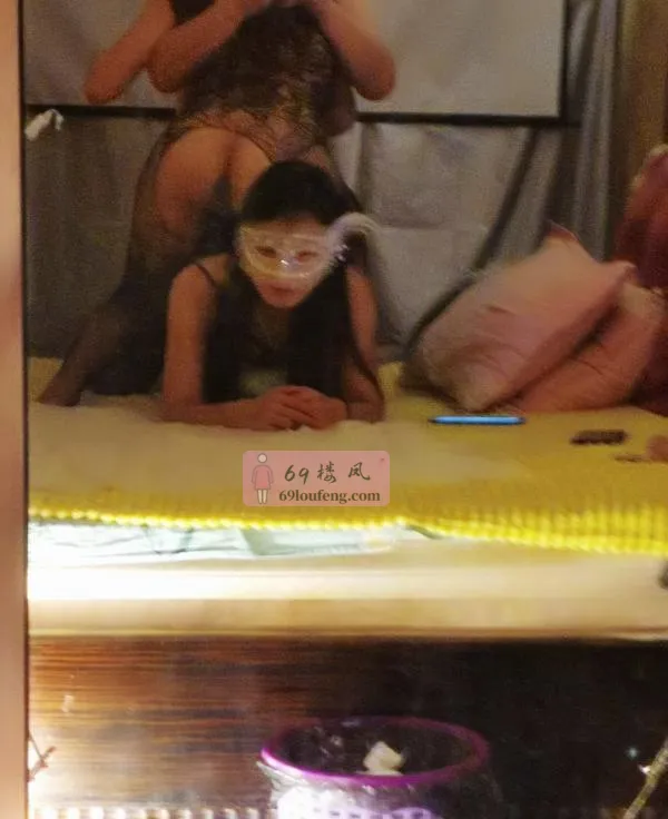 双飞姐妹花 - 四川-成都 楼凤实拍第2张