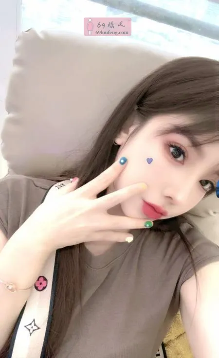 徐东高颜大熊小姐姐 - 湖北-武汉 楼凤实拍第1张