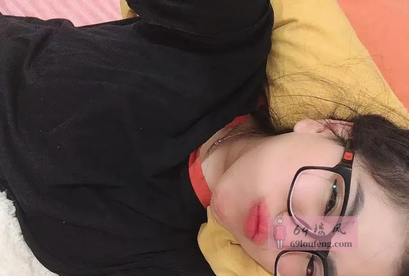 呼市蜜桃臀少妇 - 内蒙-呼和浩特 楼凤实拍第2张