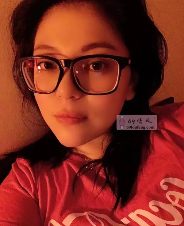 呼市蜜桃臀少妇 - 内蒙-呼和浩特 楼凤实拍第4张