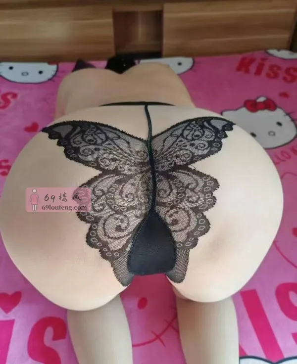 巨臀熟女过年不打烊 现场拍摄照片 (天津 - 西青区)