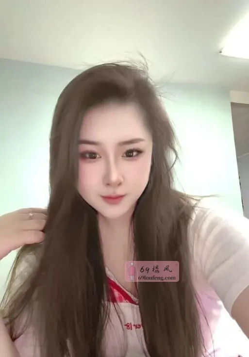 高颜值三通大胸妹妹 - 江苏-南京 楼凤实拍第2张