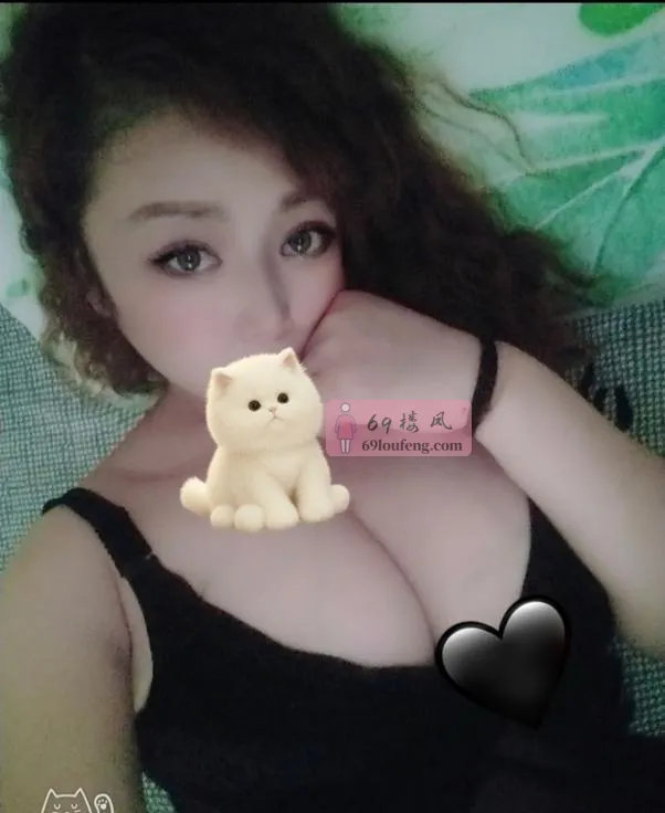 大胸服务控啵啵 - 四川-成都 楼凤实拍第3张