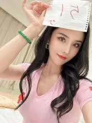 反差婊医美女神回归 在线预约参考图 - 浙江 - 杭州站街快餐