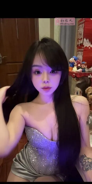 天府颜值小鱼儿 - 四川-成都 楼凤实拍第2张