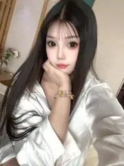 回味无穷的精致小姐姐 真实工作室环境 (地点：湖北 - 武汉)