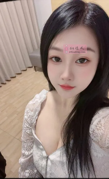 e奶巨乳玥菲 - 广东-佛山 楼凤实拍第1张