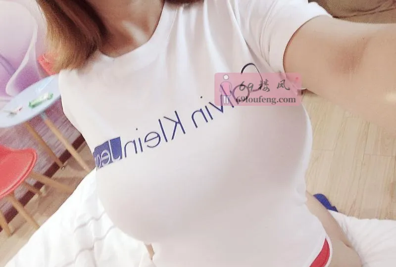 东门服务控巨乳骚妇 - 四川-成都 楼凤实拍第3张