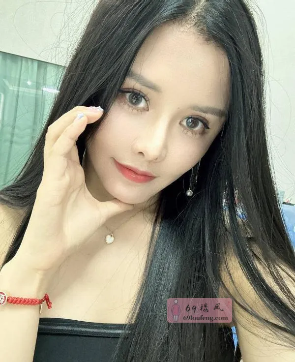 服务系翘臀颜值老师 - 浙江-杭州 楼凤实拍第3张