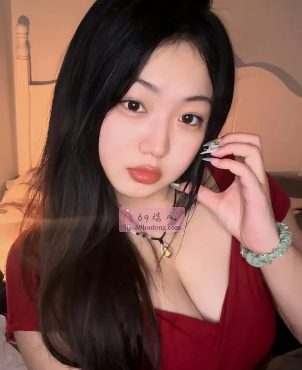 微胖巨乳彤彤 - 广东-广州 楼凤实拍第1张