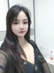 【独家】贵州 - 贵阳 老师 观山湖肉臀大奶妹 内部实拍