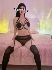 杭州拱墅区蝴蝶妹 真实工作室环境 (地点：浙江 - 杭州)