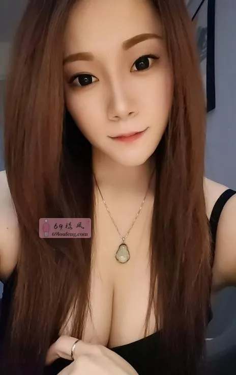 龙华大胸性感小姐姐 - 广东-深圳 楼凤实拍第1张