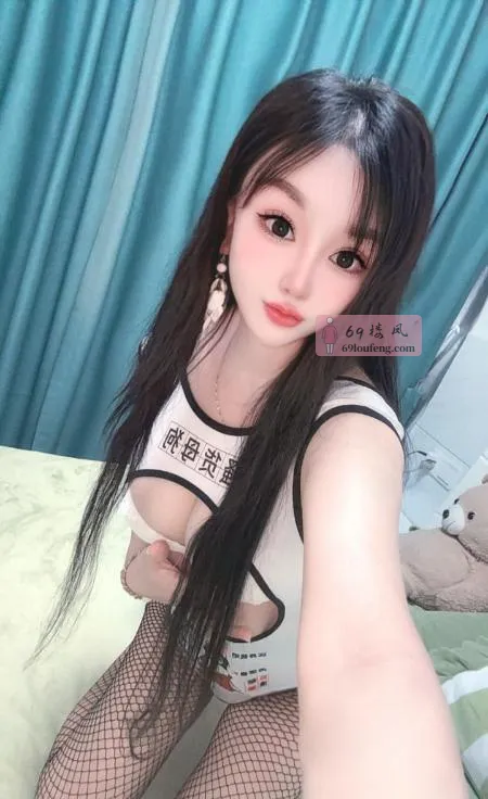 自聊大胸妹依诺 - 浙江-杭州 楼凤实拍第1张