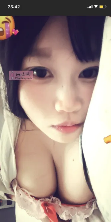 大奶小妹 - 江苏-南京 楼凤实拍第3张