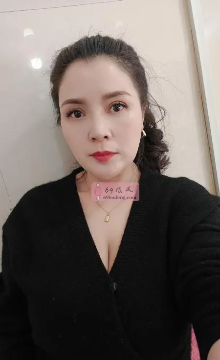 杭州临平巨乳骚妇 - 浙江-杭州 楼凤实拍第1张