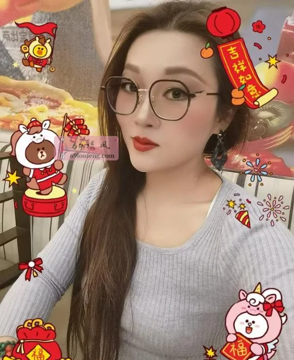 漂亮眼镜少妇 - 广东-广州 楼凤实拍第1张