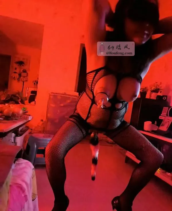 大胸泻火少妇 - 重庆-沙坪坝区 楼凤实拍第2张