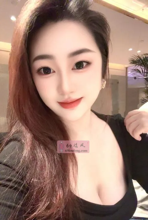 思明美胸蜜桃臀雨衫 - 福建-厦门 楼凤实拍第1张