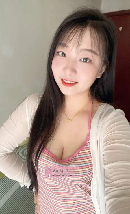 常熟邻家大胸甜甜 - 江苏-苏州 楼凤实拍第3张