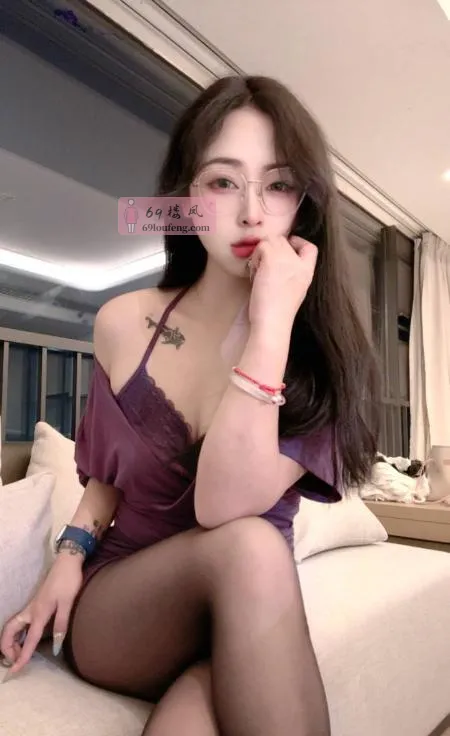 坂田制服包臀裙小骚货 - 广东-深圳 楼凤实拍第2张