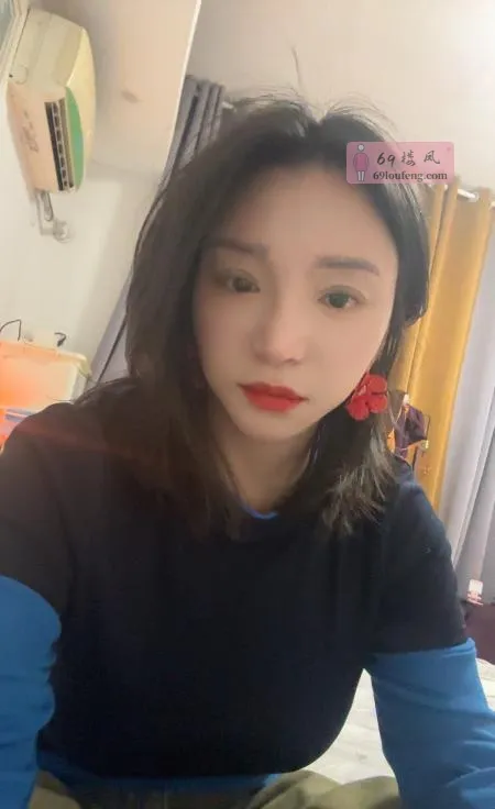 大胸眼镜骚妇 - 浙江-杭州 楼凤实拍第1张