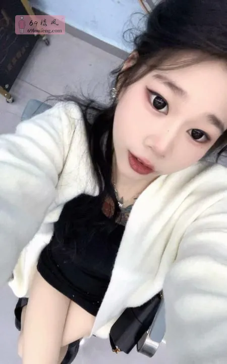 嫩妹佩佩 - 四川-成都 楼凤实拍第2张