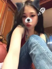 嫩妹佩佩 现场拍摄照片 (四川 - 成都)