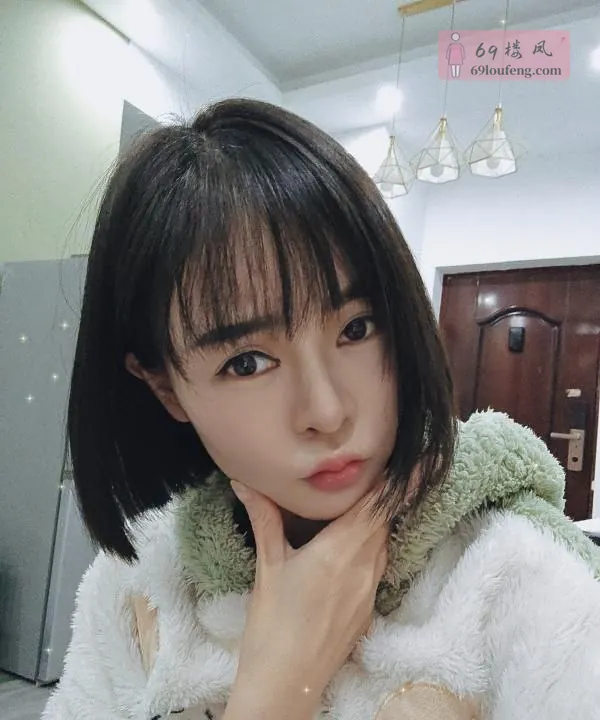 成都东站萝莉 - 四川-成都 楼凤实拍第1张