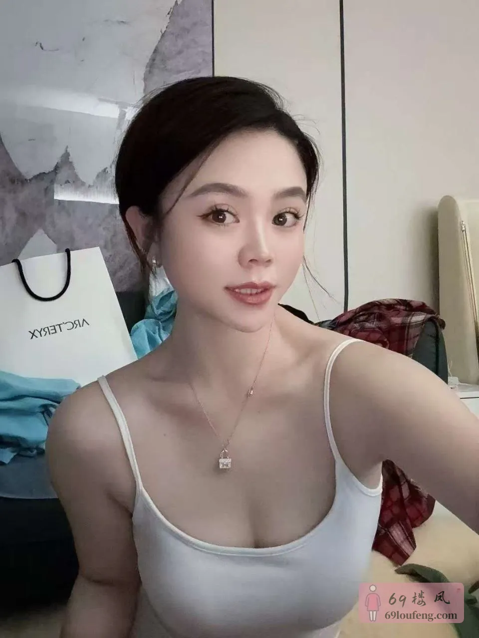 天河清纯甜美少女兼职服务-真真 - 广东-广州 楼凤实拍第3张