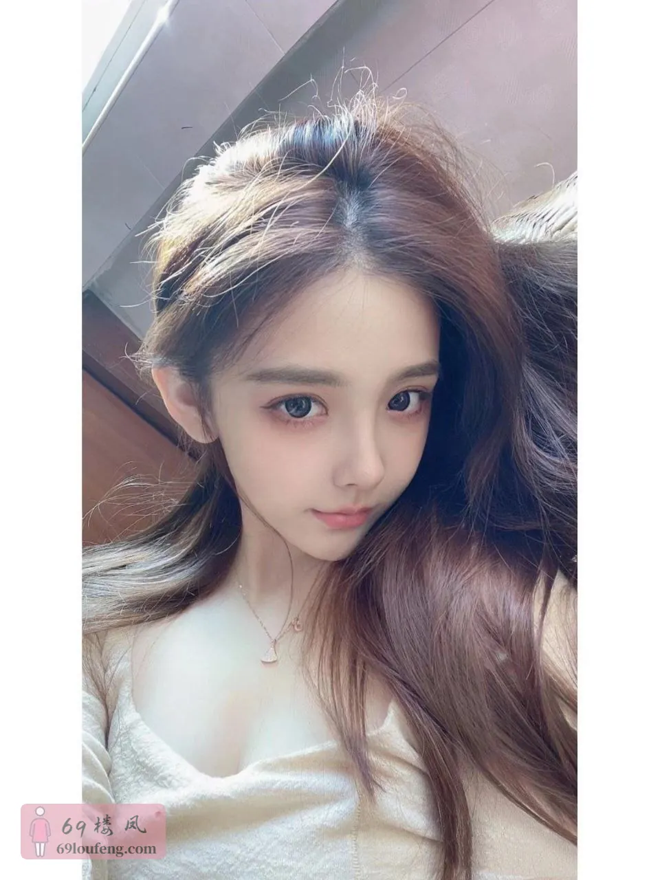 白云电子职业技术学院大二学妹初次下海兼职-曼乔 - 广东-广州 楼凤实拍第1张