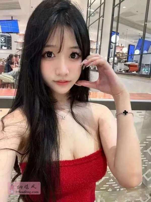 天河清纯苗条小妹服务-沫沫 - 广东-广州 楼凤实拍第4张