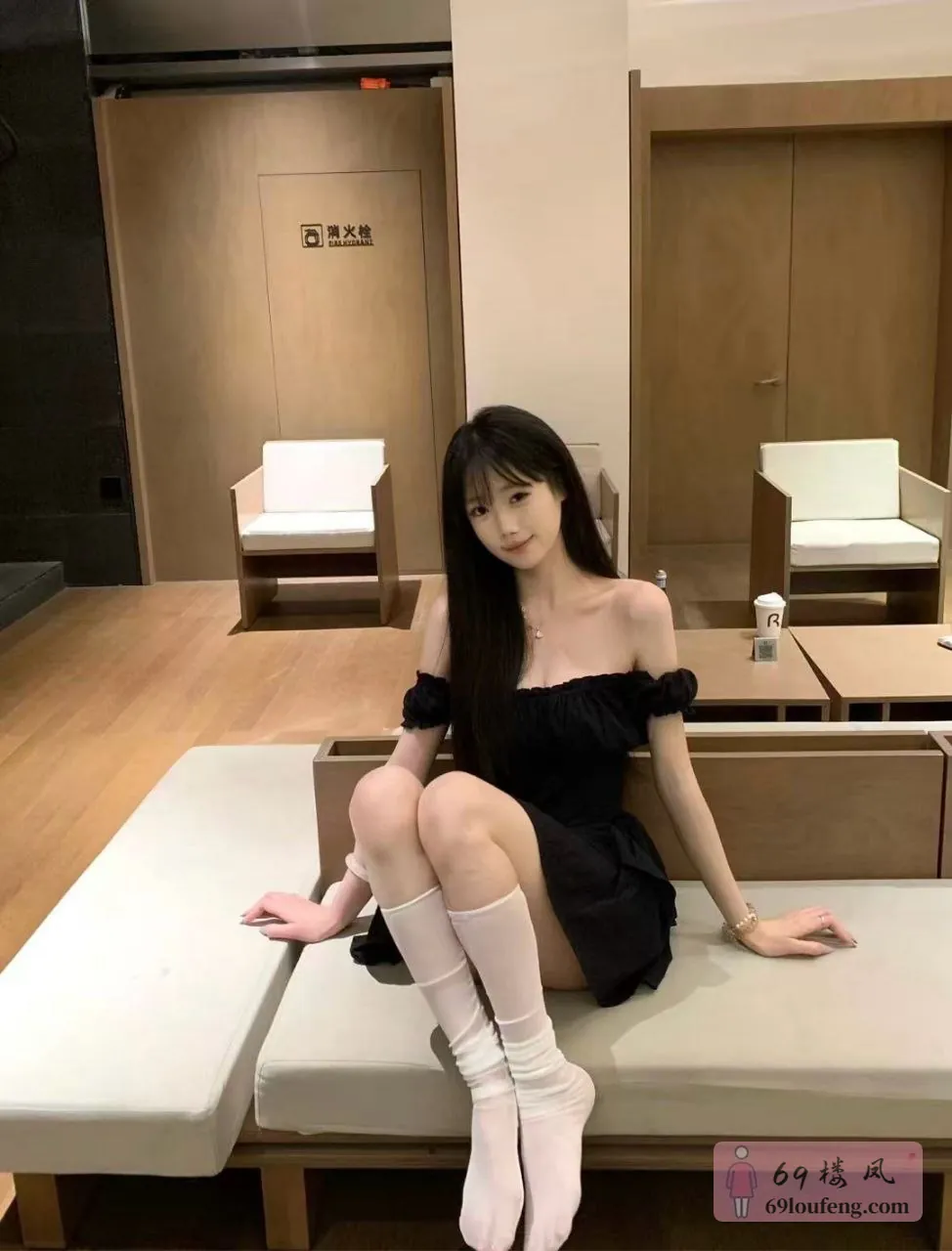 白云乖巧懂事-七七 - 广东-广州 楼凤实拍第4张