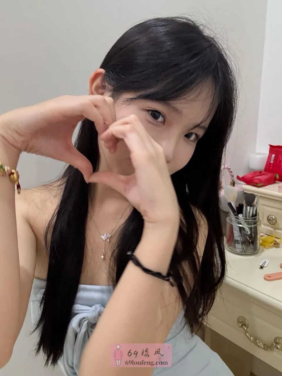 极品萝莉嫩妹自做可外出-泡芙 - 广东-广州 楼凤实拍第2张