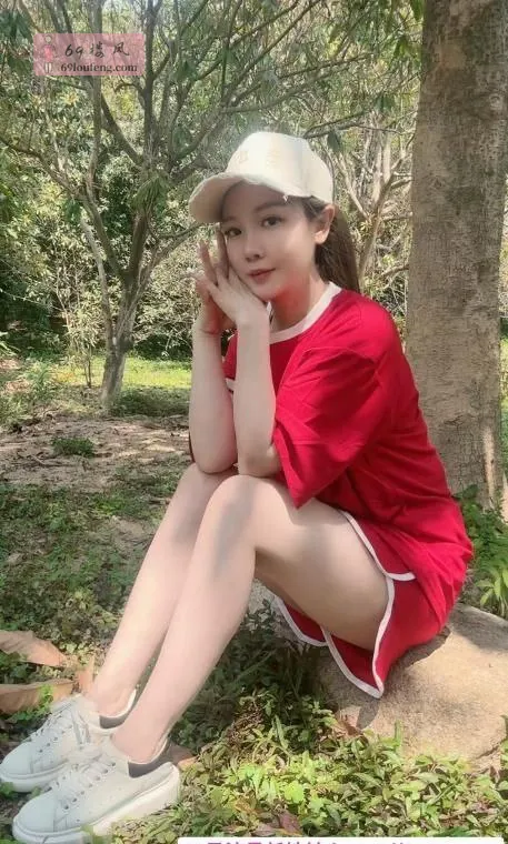 轻熟大胸泡芙姐 - 广东-广州 楼凤实拍第1张