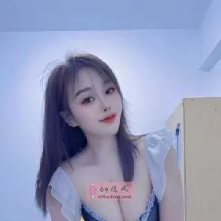 黑丝美腿大姐姐 - 广东-广州 楼凤实拍第2张