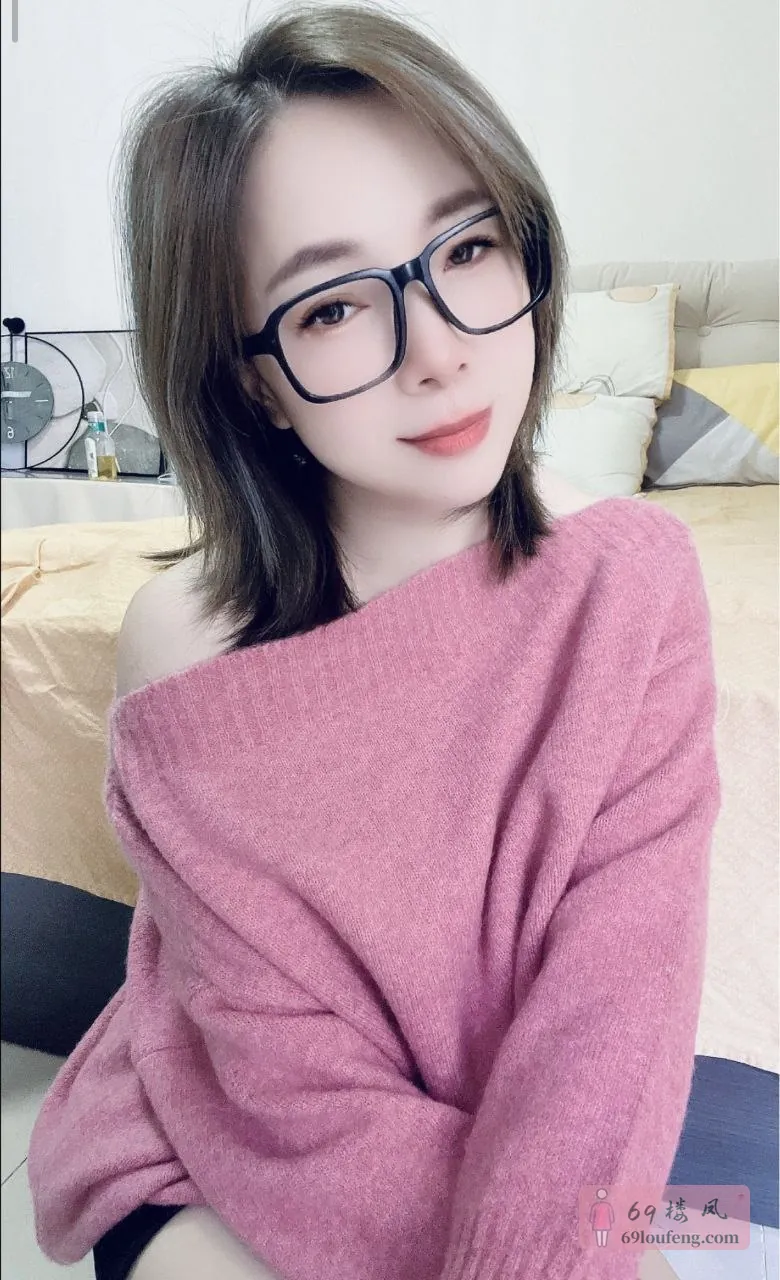 越秀轻熟眼镜姐 - 广东-广州 楼凤实拍第1张