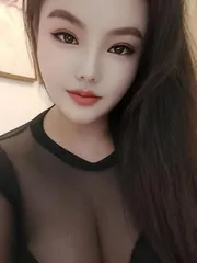 广东 - 广州 口活无敌大奶荡妇 纯天然无科技实景