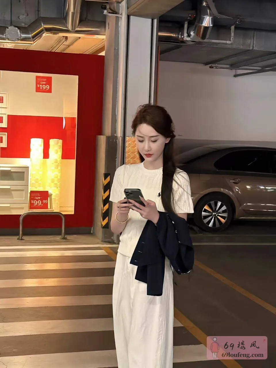 柠儿 - 香港-灣仔區 楼凤实拍第1张