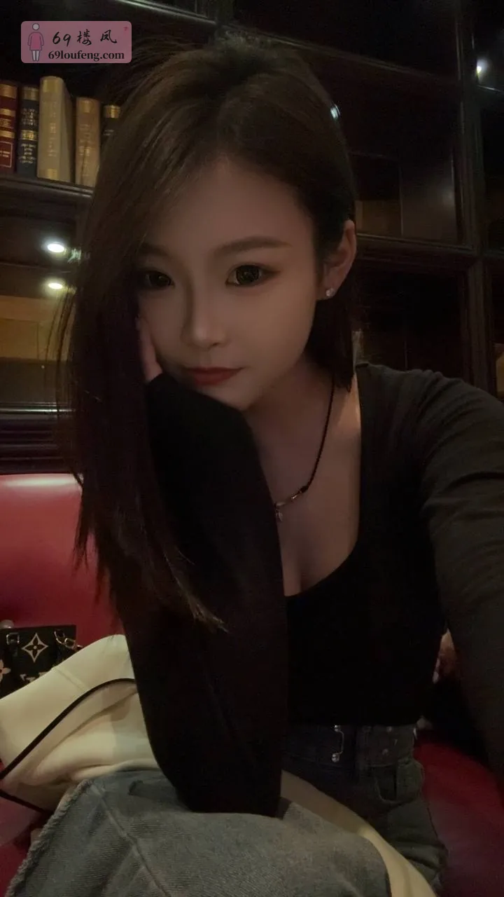 小佳琪 - 香港-荃灣區 楼凤实拍第2张