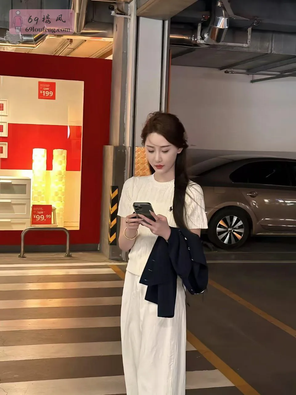 柠儿 - 香港-灣仔區 楼凤实拍第1张