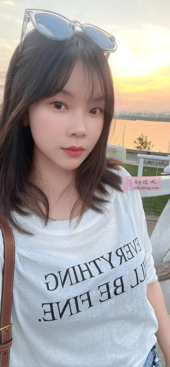 拾柒95 - 江苏-南京 楼凤实拍第1张