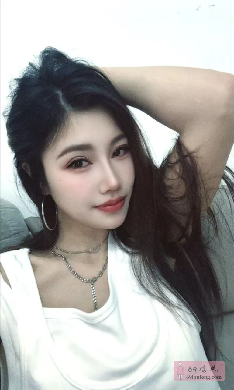 肤白桃桃老师 - 广东-深圳 楼凤实拍第1张