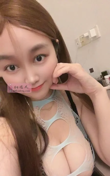 美胸巨乳允儿 - 广东-深圳 楼凤实拍第2张