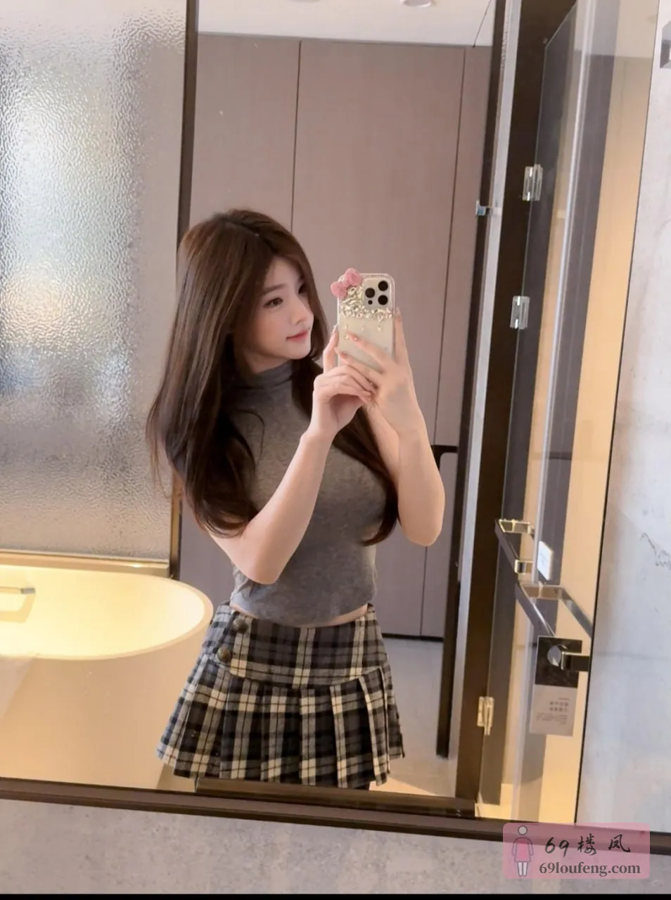 服务系少女 - 广东-深圳 楼凤实拍第3张