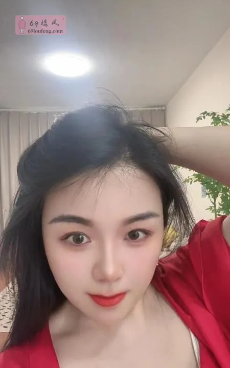性感黑丝贝贝 - 湖北-武汉 楼凤实拍第3张
