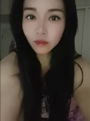 襄阳少妇田田 真实工作室环境 (地点：湖北 - 武汉)