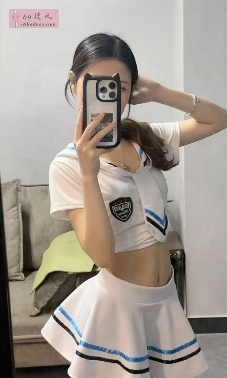 汉口制服小甜甜 - 湖北-武汉 楼凤实拍第1张