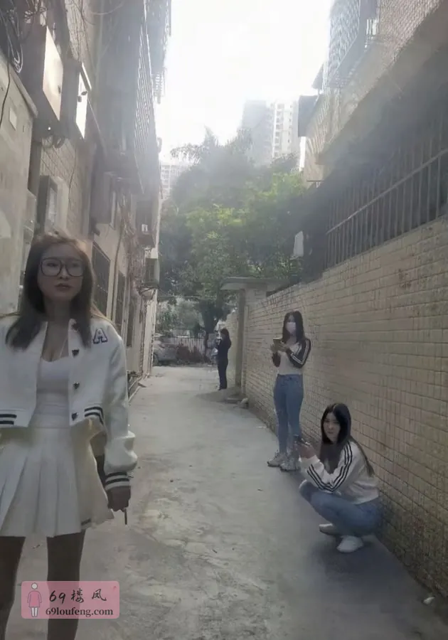 历城区朝山街王舍人镇中心小学北侧十字路口 - 山东-济南 楼凤实拍第1张